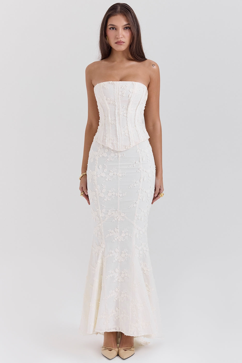 Veronica-Vintage Ivory Embroidered Godet Maxi Skirt